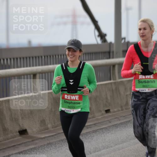 03.10.2025 - Köhlbrandbrückenlauf Jannik Wohlers http://msf.ph/oto/9153229 03.10.2025 16:03:55 Position 1 8653, 8661 meine-sportfotos.de