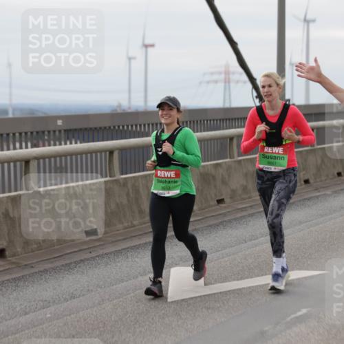 03.10.2025 - Köhlbrandbrückenlauf Jannik Wohlers http://msf.ph/oto/9153238 03.10.2025 16:03:55 Position 1 8653, 8661, 9712 meine-sportfotos.de