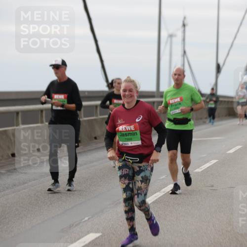 03.10.2025 - Köhlbrandbrückenlauf Jannik Wohlers http://msf.ph/oto/9153285 03.10.2025 16:04:00 Position 1 7988 meine-sportfotos.de
