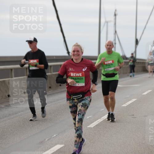 03.10.2025 - Köhlbrandbrückenlauf Jannik Wohlers http://msf.ph/oto/9153291 03.10.2025 16:04:00 Position 1 988 meine-sportfotos.de