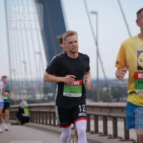 03.10.2025 - Köhlbrandbrückenlauf Jannik Wohlers http://msf.ph/oto/9153344 03.10.2025 15:19:13 Position 1 9742, 12, 8961 meine-sportfotos.de