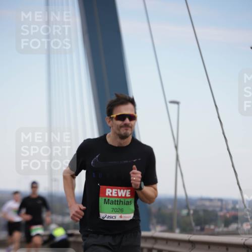 03.10.2025 - Köhlbrandbrückenlauf Jannik Wohlers http://msf.ph/oto/9153504 03.10.2025 15:19:23 Position 1 7026 meine-sportfotos.de