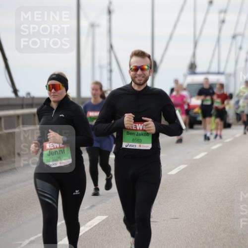 03.10.2025 - Köhlbrandbrückenlauf Jannik Wohlers http://msf.ph/oto/9153565 03.10.2025 16:04:24 Position 1 8586, 8563 meine-sportfotos.de