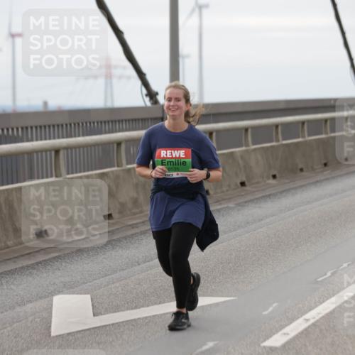03.10.2025 - Köhlbrandbrückenlauf Jannik Wohlers http://msf.ph/oto/9153585 03.10.2025 16:04:28 Position 1 8535 meine-sportfotos.de