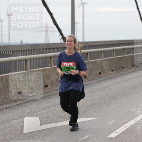 03.10.2025 - Köhlbrandbrückenlauf Jannik Wohlers http://msf.ph/oto/9153587 03.10.2025 16:04:28 Position 1 853 meine-sportfotos.de