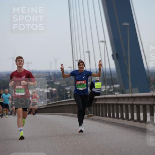03.10.2025 - Köhlbrandbrückenlauf Jannik Wohlers http://msf.ph/oto/9153630 03.10.2025 15:19:39 Position 1 9591 meine-sportfotos.de