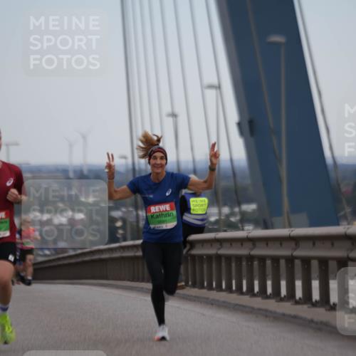 03.10.2025 - Köhlbrandbrückenlauf Jannik Wohlers http://msf.ph/oto/9153634 03.10.2025 15:19:39 Position 1 9591 meine-sportfotos.de