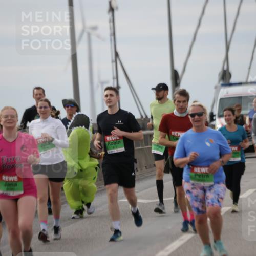 03.10.2025 - Köhlbrandbrückenlauf Jannik Wohlers http://msf.ph/oto/9153641 03.10.2025 16:04:33 Position 1 9180, 7877 meine-sportfotos.de