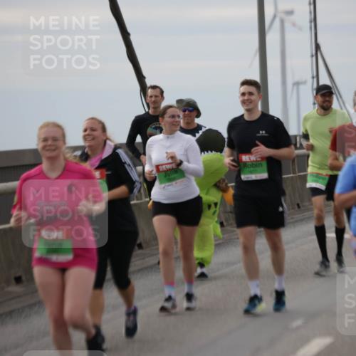 03.10.2025 - Köhlbrandbrückenlauf Jannik Wohlers http://msf.ph/oto/9153649 03.10.2025 16:04:34 Position 1 7706 meine-sportfotos.de