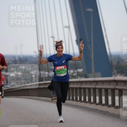 03.10.2025 - Köhlbrandbrückenlauf Jannik Wohlers http://msf.ph/oto/9153658 03.10.2025 15:19:40 Position 1 97899, 9591 meine-sportfotos.de