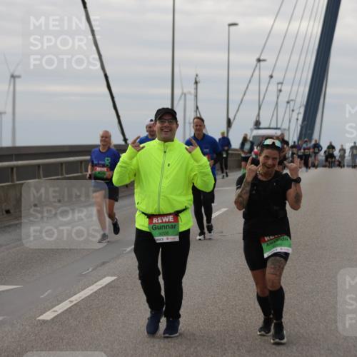 03.10.2025 - Köhlbrandbrückenlauf Jannik Wohlers http://msf.ph/oto/9153819 03.10.2025 16:04:47 Position 1 9256, 9260 meine-sportfotos.de