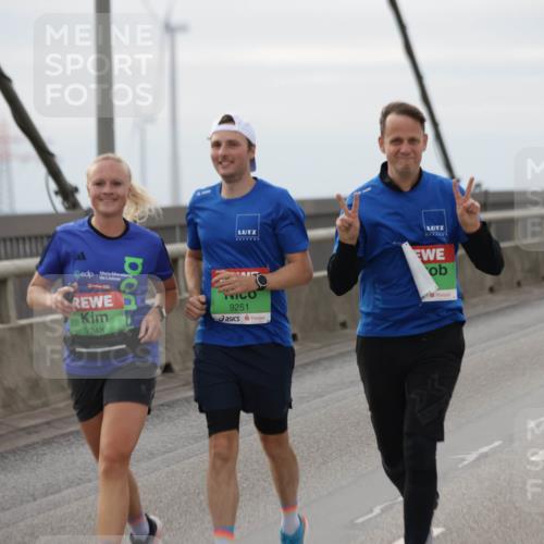 03.10.2025 - Köhlbrandbrückenlauf Jannik Wohlers http://msf.ph/oto/9153837 03.10.2025 16:04:50 Position 1 10, 9248, 9251 meine-sportfotos.de