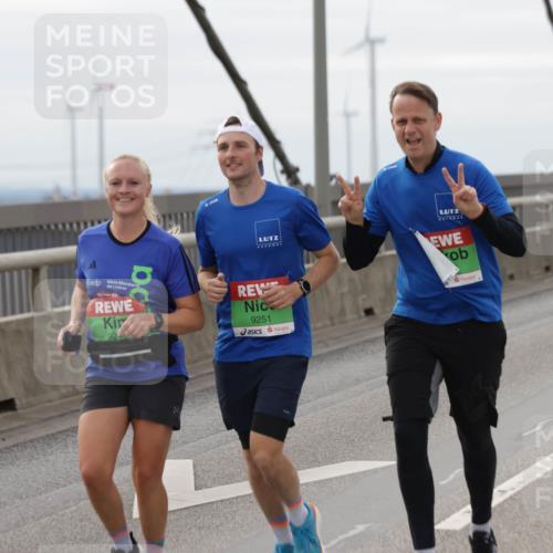 03.10.2025 - Köhlbrandbrückenlauf Jannik Wohlers http://msf.ph/oto/9153873 03.10.2025 16:04:51 Position 1 9246, 9251 meine-sportfotos.de