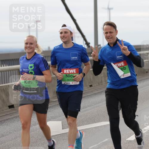 03.10.2025 - Köhlbrandbrückenlauf Jannik Wohlers http://msf.ph/oto/9153877 03.10.2025 16:04:51 Position 1 9248, 9251 meine-sportfotos.de
