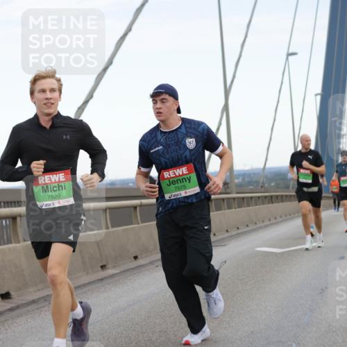 03.10.2025 - Köhlbrandbrückenlauf Jannik Wohlers http://msf.ph/oto/9153878 03.10.2025 15:21:40 Position 1 7520, 7575 meine-sportfotos.de