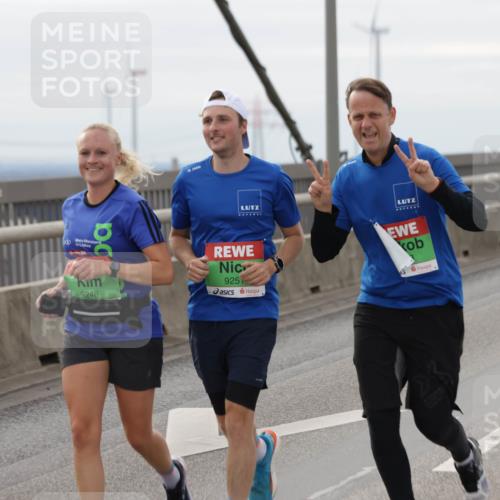 03.10.2025 - Köhlbrandbrückenlauf Jannik Wohlers http://msf.ph/oto/9153879 03.10.2025 16:04:51 Position 1 0110, 9248, 925 meine-sportfotos.de