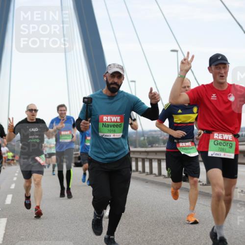03.10.2025 - Köhlbrandbrückenlauf Jannik Wohlers http://msf.ph/oto/9153900 03.10.2025 15:21:41 Position 1 7016, 9086, 7261 meine-sportfotos.de