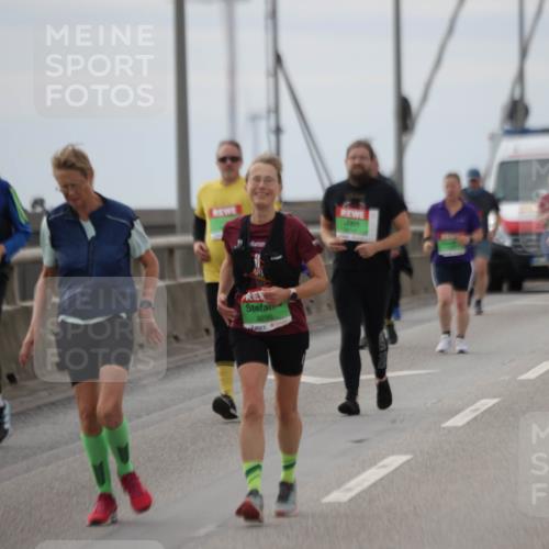 03.10.2025 - Köhlbrandbrückenlauf Jannik Wohlers http://msf.ph/oto/9153907 03.10.2025 16:04:55 Position 1 9290 meine-sportfotos.de