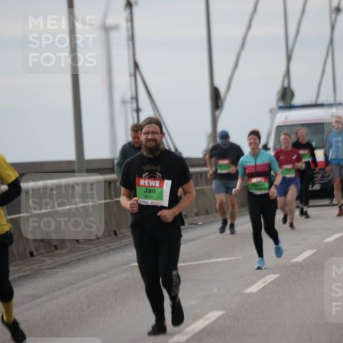 03.10.2025 - Köhlbrandbrückenlauf Jannik Wohlers http://msf.ph/oto/9153939 03.10.2025 16:04:58 Position 1 9697, 9215 meine-sportfotos.de
