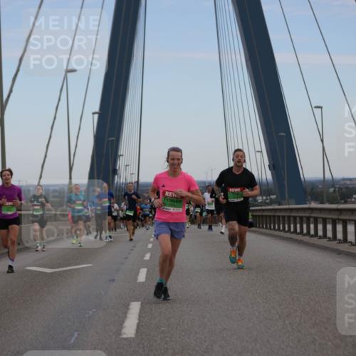 03.10.2025 - Köhlbrandbrückenlauf Jannik Wohlers http://msf.ph/oto/9153960 03.10.2025 15:22:44 Position 1  meine-sportfotos.de