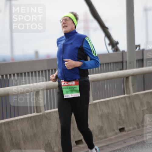 03.10.2025 - Köhlbrandbrückenlauf Jannik Wohlers http://msf.ph/oto/9153967 03.10.2025 16:05:00 Position 1 8010 meine-sportfotos.de