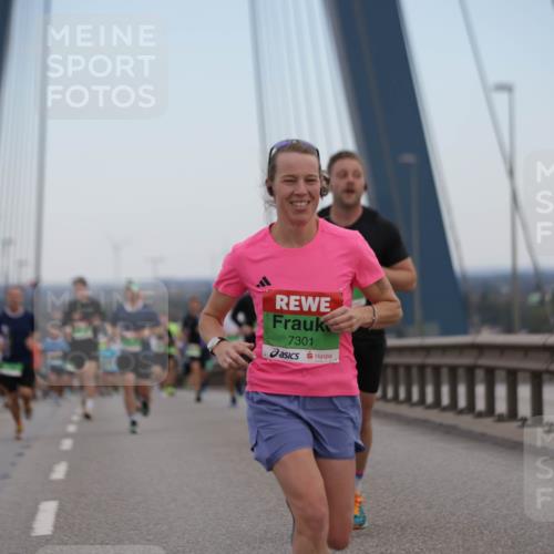 03.10.2025 - Köhlbrandbrückenlauf Jannik Wohlers http://msf.ph/oto/9153986 03.10.2025 15:22:45 Position 1 7301 meine-sportfotos.de
