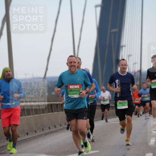 03.10.2025 - Köhlbrandbrückenlauf Jannik Wohlers http://msf.ph/oto/9154048 03.10.2025 15:22:48 Position 1 9294, 9306 meine-sportfotos.de