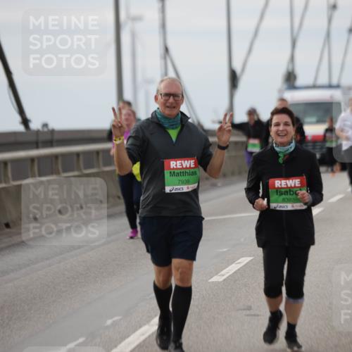 03.10.2025 - Köhlbrandbrückenlauf Jannik Wohlers http://msf.ph/oto/9154111 03.10.2025 16:05:15 Position 1 7939, 8382 meine-sportfotos.de