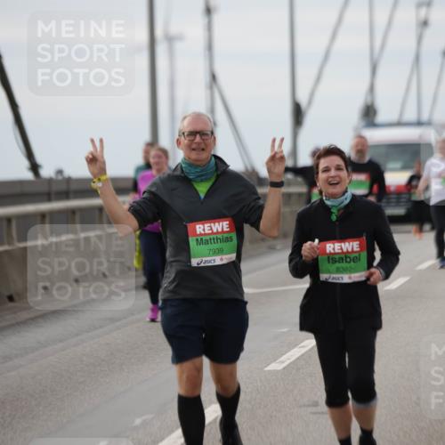 03.10.2025 - Köhlbrandbrückenlauf Jannik Wohlers http://msf.ph/oto/9154119 03.10.2025 16:05:15 Position 1 7939, 8382 meine-sportfotos.de
