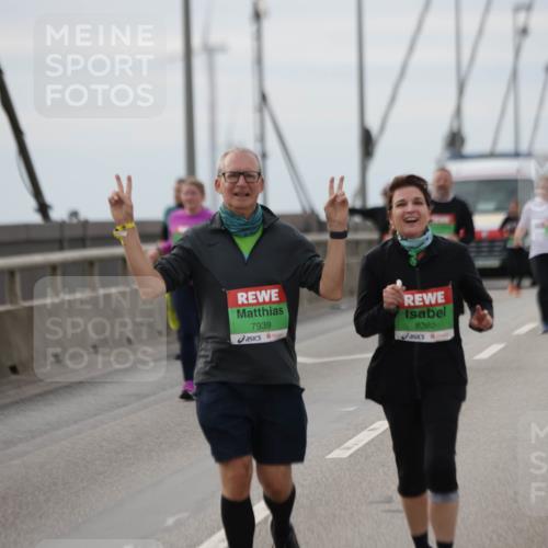 03.10.2025 - Köhlbrandbrückenlauf Jannik Wohlers http://msf.ph/oto/9154121 03.10.2025 16:05:15 Position 1 7939, 8382 meine-sportfotos.de