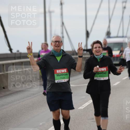 03.10.2025 - Köhlbrandbrückenlauf Jannik Wohlers http://msf.ph/oto/9154123 03.10.2025 16:05:15 Position 1 7939, 8382 meine-sportfotos.de