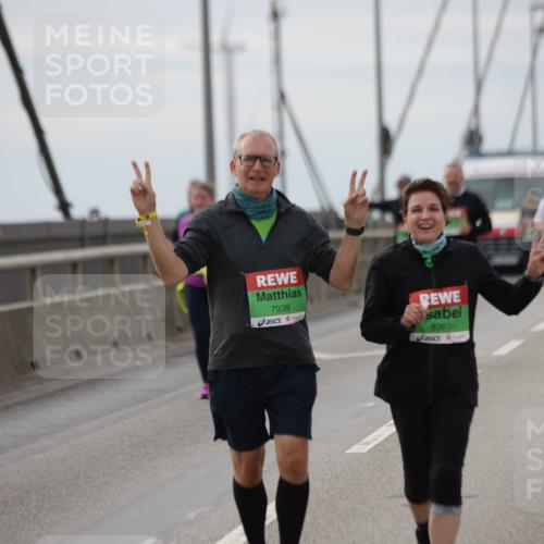 03.10.2025 - Köhlbrandbrückenlauf Jannik Wohlers http://msf.ph/oto/9154127 03.10.2025 16:05:16 Position 1 7939, 8382 meine-sportfotos.de