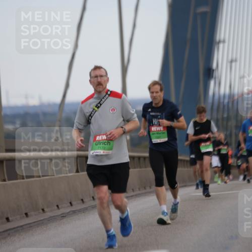 03.10.2025 - Köhlbrandbrückenlauf Jannik Wohlers http://msf.ph/oto/9154160 03.10.2025 15:23:35 Position 1 7172, 7297 meine-sportfotos.de