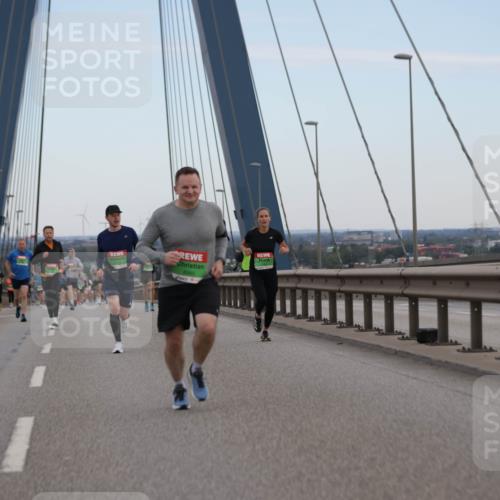 03.10.2025 - Köhlbrandbrückenlauf Jannik Wohlers http://msf.ph/oto/9154188 03.10.2025 15:23:38 Position 1  meine-sportfotos.de