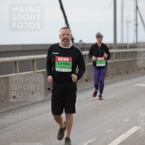 03.10.2025 - Köhlbrandbrückenlauf Jannik Wohlers http://msf.ph/oto/9154195 03.10.2025 16:05:23 Position 1 2411, 8374 meine-sportfotos.de