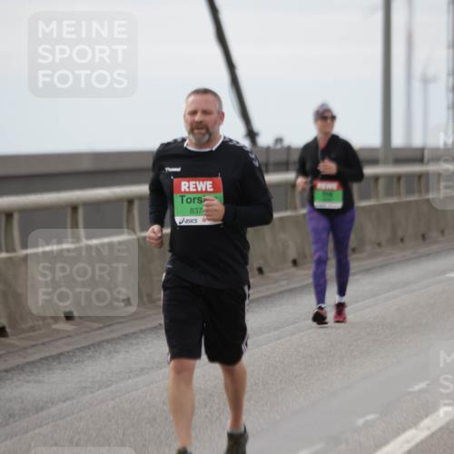 03.10.2025 - Köhlbrandbrückenlauf Jannik Wohlers http://msf.ph/oto/9154201 03.10.2025 16:05:23 Position 1 411, 837 meine-sportfotos.de
