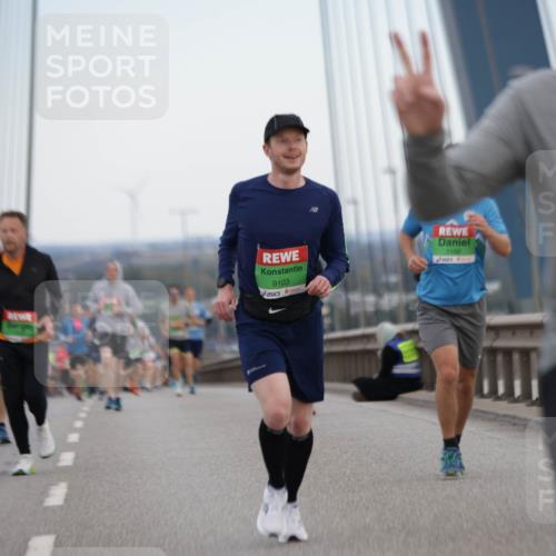 03.10.2025 - Köhlbrandbrückenlauf Jannik Wohlers http://msf.ph/oto/9154206 03.10.2025 15:23:39 Position 1 9103, 7102 meine-sportfotos.de