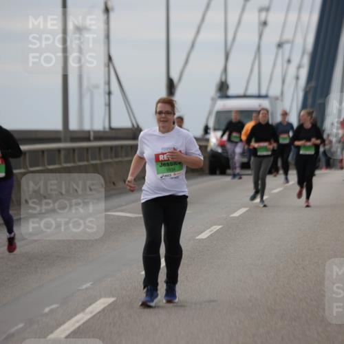 03.10.2025 - Köhlbrandbrückenlauf Jannik Wohlers http://msf.ph/oto/9154211 03.10.2025 16:05:24 Position 1 9534 meine-sportfotos.de
