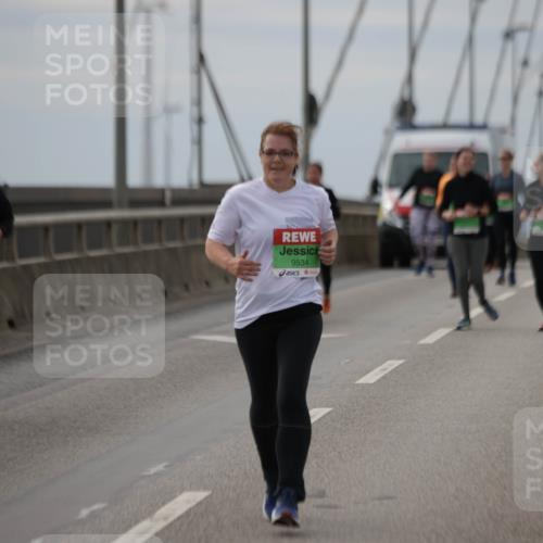03.10.2025 - Köhlbrandbrückenlauf Jannik Wohlers http://msf.ph/oto/9154223 03.10.2025 16:05:24 Position 1 9534 meine-sportfotos.de
