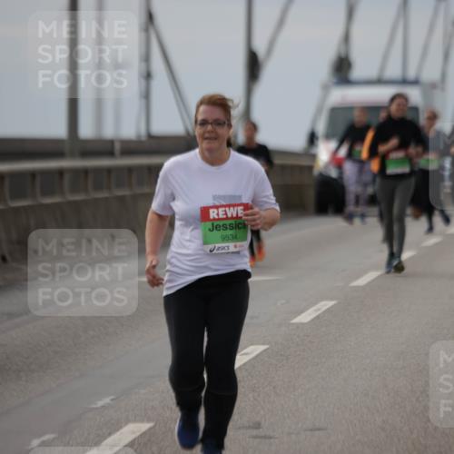 03.10.2025 - Köhlbrandbrückenlauf Jannik Wohlers http://msf.ph/oto/9154231 03.10.2025 16:05:24 Position 1 9534 meine-sportfotos.de