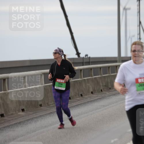 03.10.2025 - Köhlbrandbrückenlauf Jannik Wohlers http://msf.ph/oto/9154247 03.10.2025 16:05:25 Position 1 8896 meine-sportfotos.de