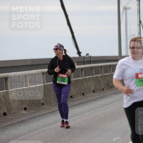 03.10.2025 - Köhlbrandbrückenlauf Jannik Wohlers http://msf.ph/oto/9154251 03.10.2025 16:05:26 Position 1 8896 meine-sportfotos.de