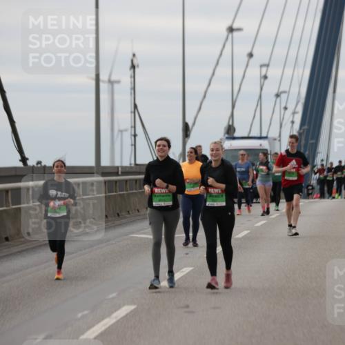 03.10.2025 - Köhlbrandbrückenlauf Jannik Wohlers http://msf.ph/oto/9154293 03.10.2025 16:05:31 Position 1 8515, 8527, 22 meine-sportfotos.de