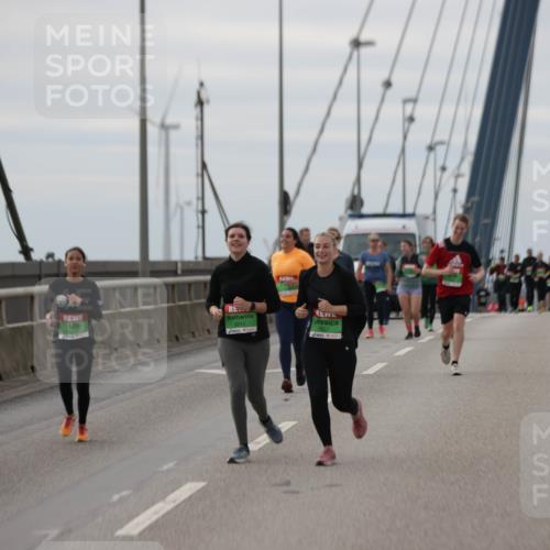 03.10.2025 - Köhlbrandbrückenlauf Jannik Wohlers http://msf.ph/oto/9154297 03.10.2025 16:05:31 Position 1  meine-sportfotos.de