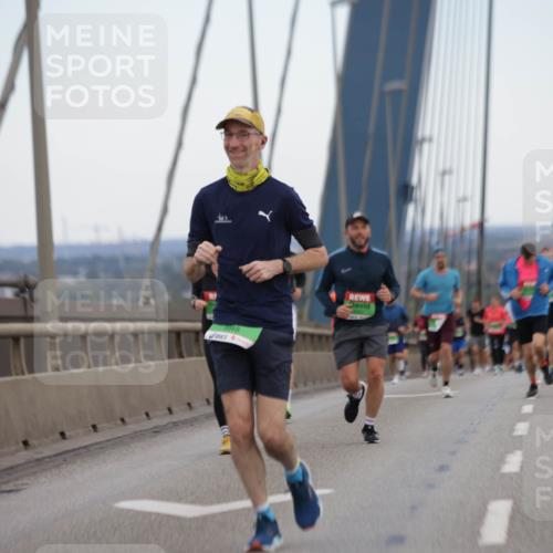 03.10.2025 - Köhlbrandbrückenlauf Jannik Wohlers http://msf.ph/oto/9154354 03.10.2025 15:23:49 Position 1 8848 meine-sportfotos.de