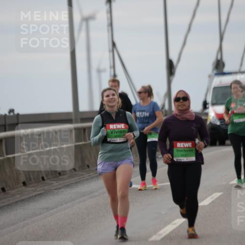 03.10.2025 - Köhlbrandbrückenlauf Jannik Wohlers http://msf.ph/oto/9154385 03.10.2025 16:05:41 Position 1 8840, 8437 meine-sportfotos.de