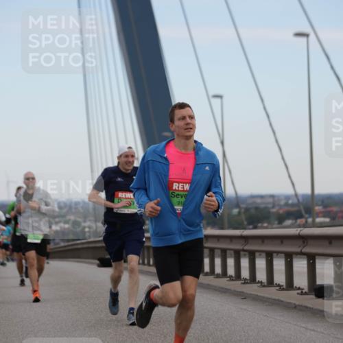 03.10.2025 - Köhlbrandbrückenlauf Jannik Wohlers http://msf.ph/oto/9154484 03.10.2025 15:23:58 Position 1 919 meine-sportfotos.de