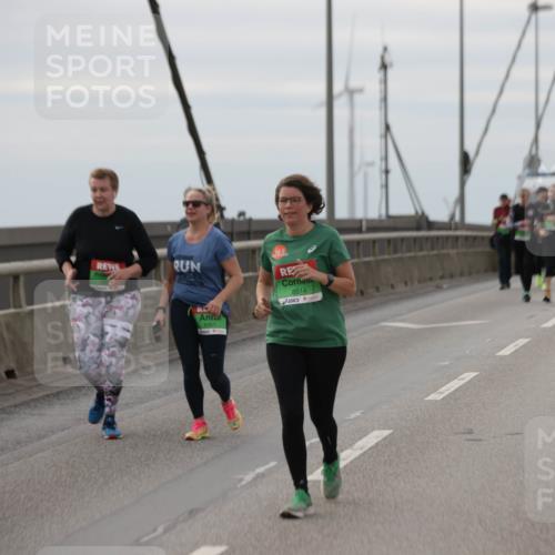 03.10.2025 - Köhlbrandbrückenlauf Jannik Wohlers http://msf.ph/oto/9154495 03.10.2025 16:05:49 Position 1 12, 8301, 8514 meine-sportfotos.de