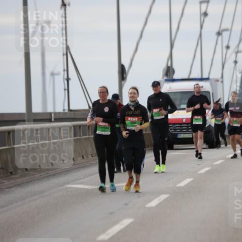 03.10.2025 - Köhlbrandbrückenlauf Jannik Wohlers http://msf.ph/oto/9154547 03.10.2025 16:05:55 Position 1 4249 meine-sportfotos.de