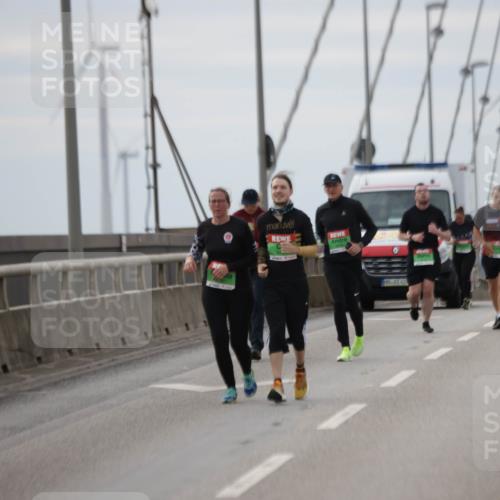 03.10.2025 - Köhlbrandbrückenlauf Jannik Wohlers http://msf.ph/oto/9154553 03.10.2025 16:05:55 Position 1 42 meine-sportfotos.de